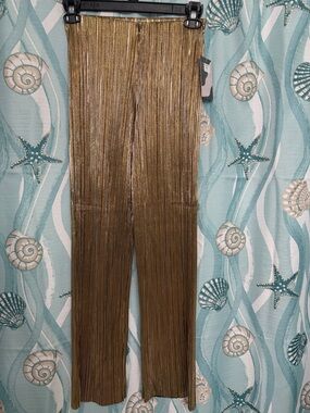 Metallic Pleated Gold Knit Pants